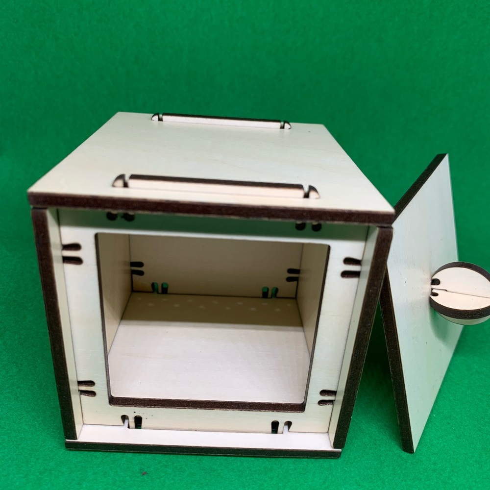 Jewelry box